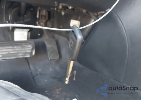 2005 Honda Accord 2.4 Ex z USA, uszkodzony, nr VIN 1HGCM56865A057401